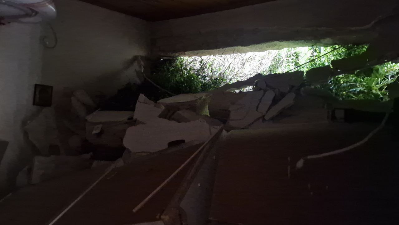 ΑΠΟΚΛΕΙΣΤΙΚΟ FLAMIS.GR: Εικόνες που σοκάρουν! Κατέρρευσε... το βουνό και μπήκε σε σπίτι! Τα έσπασε όλα! Σε απόγνωση οι ένοικοι