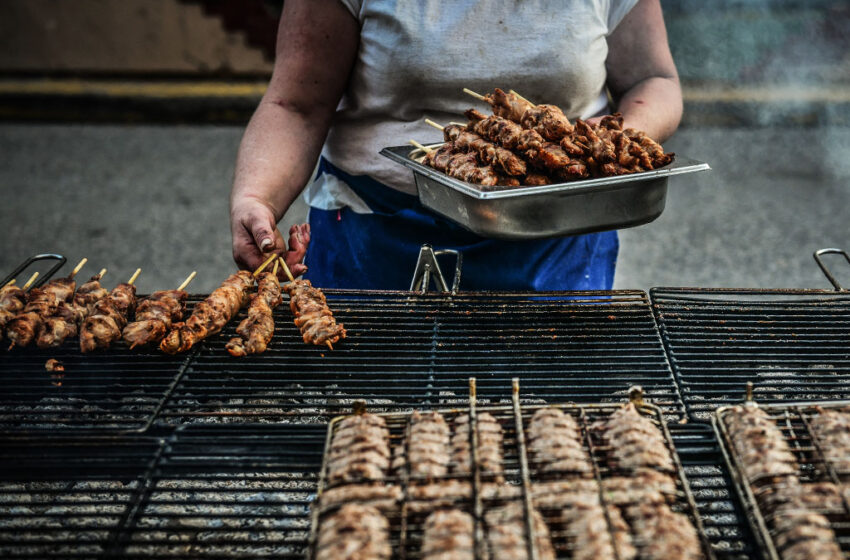  Kόντρες με ιδιοκτήτες ψησταριών
