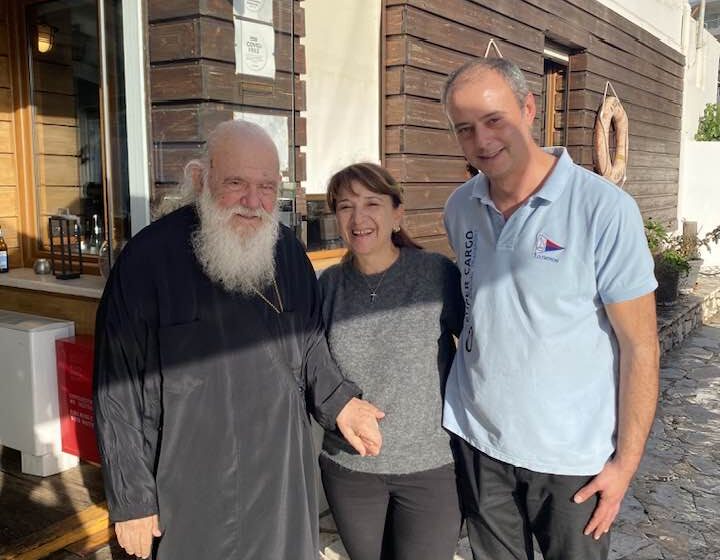  Που γευμάτισε χθες στην Πάτρα ο Αρχιεπίσκοπος Ιερώνυμος;