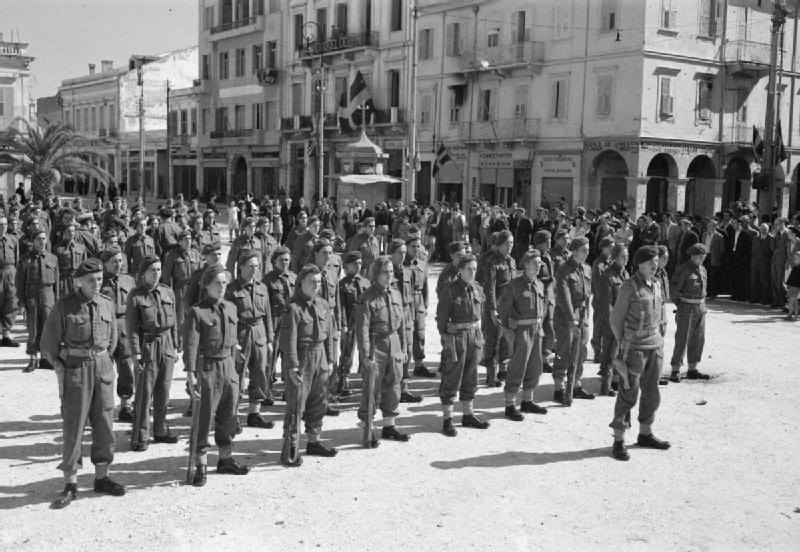 ΔΕΙΤΕ 47 ΦΩΤΟ ΝΤΟΚΟΥΜΕΝΤΟ: Οι Ναζί και οι Ιταλοί στην Πάτρα! Σπάνια στιγμιότυπα της εποχής